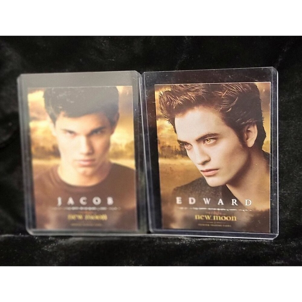 Collectible Edward and Jacob New Moon trading cards with Protective Sheaths